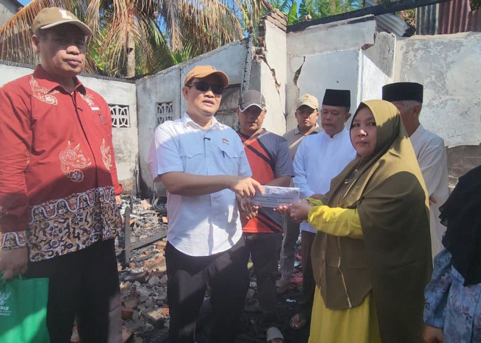 Respons Cepat Musibah di Kebun Kenanga, Pemprov Bengkulu dan BAZNAS Salurkan Bantuan Kebakaran