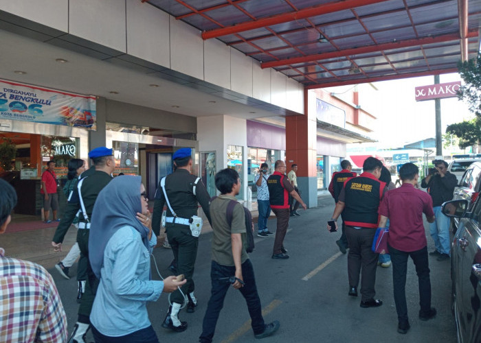 Mega Mall dan PTM Bengkulu Disita Kejati, Dugaan Korupsi PAD Capai Puluhan Miliar