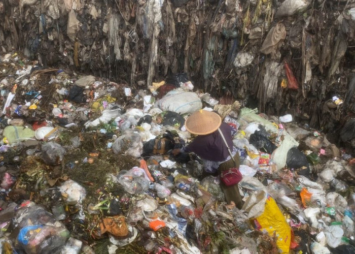Tinggalkan Metode Lama, DLHK Bengkulu Selatan Targetkan TPA Kayu Arau Jadi Landfill Standar Nasional