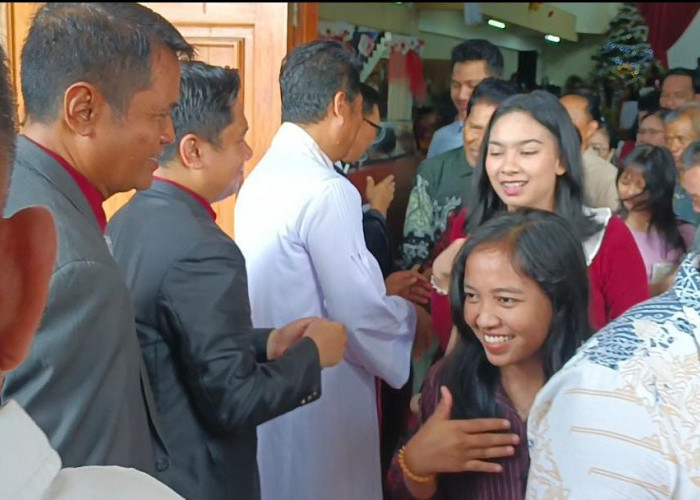 Perayaan Natal di GKII Bengkulu Berlangsung Khidmat, Korban Bencana di Sumatera turut Didoakan