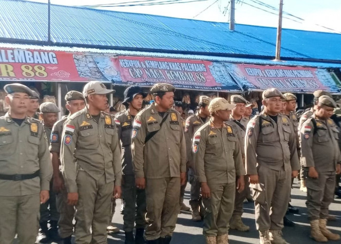 Pemkot Bengkulu Tertibkan Pedagang dan Bangunan Liar di Pasar Panorama