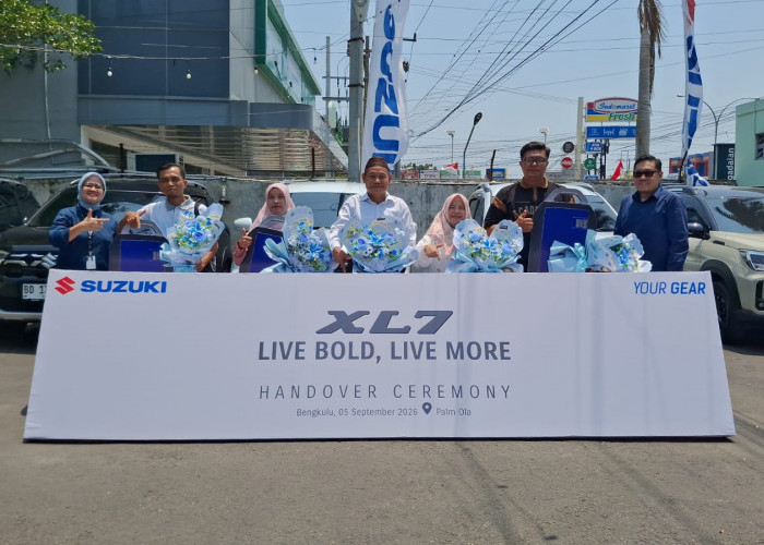Suzuki XL7 Terbaru Resmi Diserahkan ke Konsumen Bengkulu, SPK Tembus 15 Unit