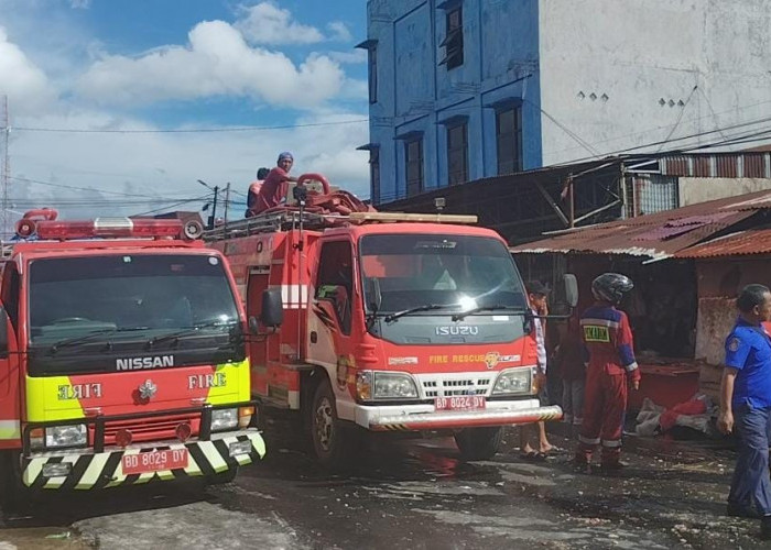 Kebakaran Dekat Pasar Purwodadi Argamakmur, Rumah dan Toko Warga Nyaris Ludes