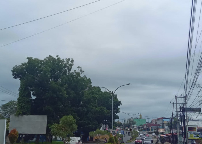 Pemkot Bengkulu Alokasikan Rp1,8 Miliar untuk Pemasangan 475 Lampu Jalan Baru