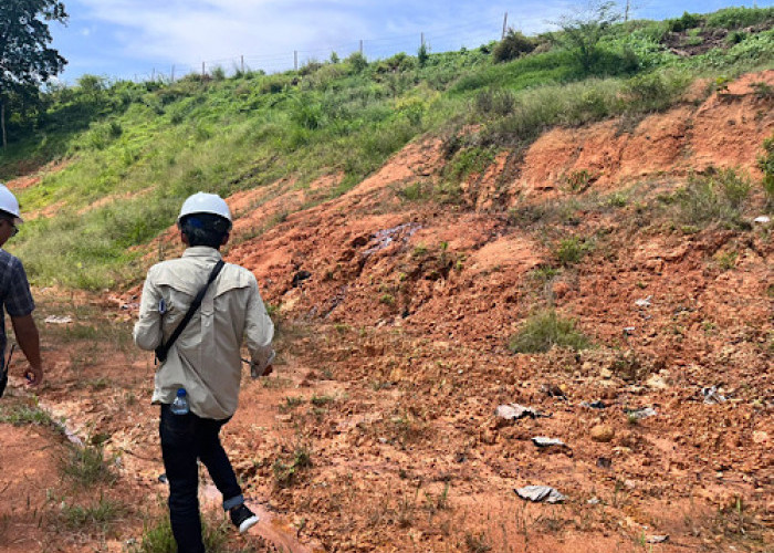 Hasil Sidak DLH Seluma: IPAL PT SSL Bocor, Limbah Cemari Aliran Anak Sungai