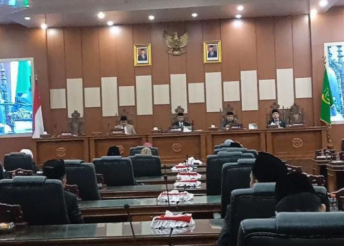 DPRD Kota Bengkulu Umumkan Akhir Masa Jabatan Helmi Hasan-Dedy Wahyudi