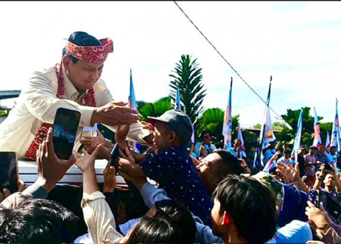 Sapa Pendukung di Bengkulu, Prabowo Subianto Didoakan Masyarakat Menang 