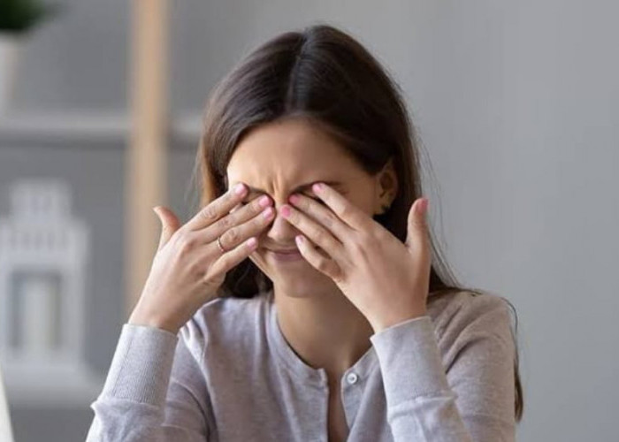 Agar Kesehatan Mata Tetap Terjaga, Ini 5 Kebiasaan Buruk yang Harus Dihindari
