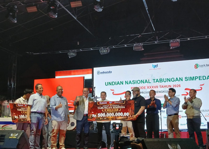 Ribuan Warga Tumpah Ruah, Penampilan Ungu Guncang Malam Puncak Undian Simpeda 2026