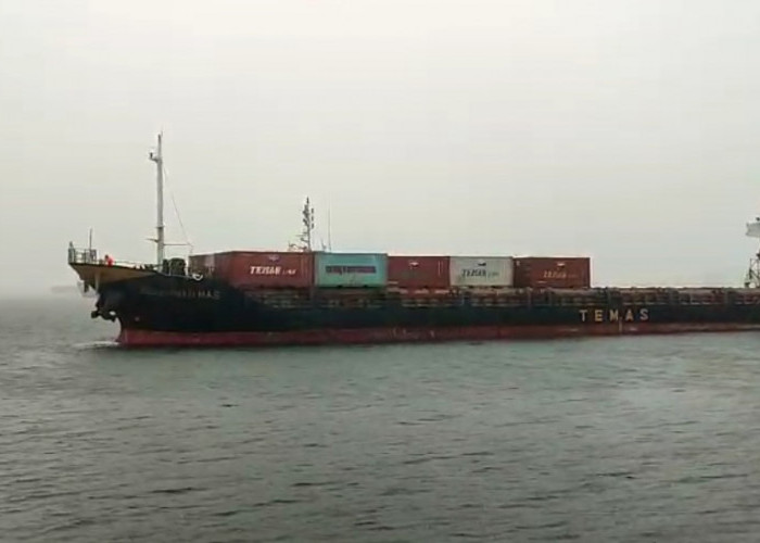 Alur Pulau Baai Berangsur Normal, Kapal Peti Kemas Mulai Bersandar