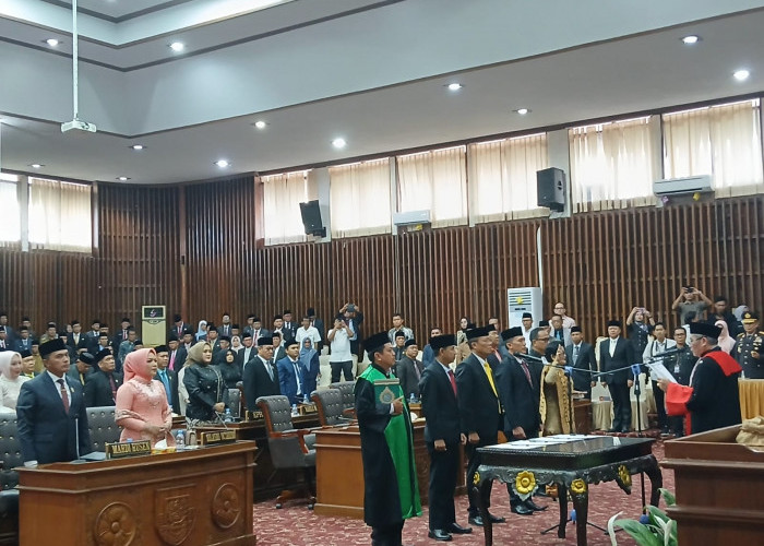 Pimpinan DPRD Provinsi Bengkulu Definitif Ucapkan Sumpah Janji untuk Periode 2024-2029