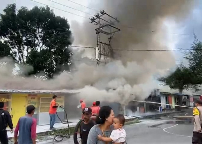 Kebakaran Hebat di Pasar Kepahiang, 4 Pedagang Merugi Ratusan Juta Rupiah