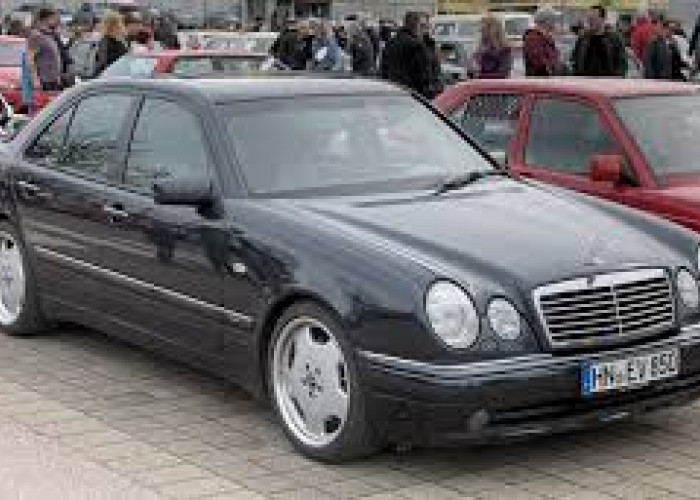 Ini Rekomendasi Mobil Mercy Hatchback Bekas yang Menarik di Tahun 2026, Siapkan Budget Dibawah Rp100 Juta