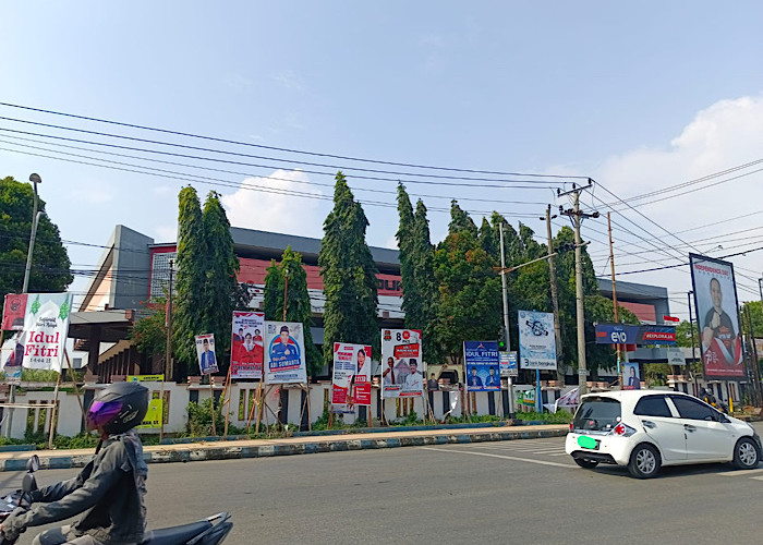 Baliho Bertebaran di Ruang Publik Jelang Pemilu 2024, Bawaslu Provinsi Bengkulu Surati Parpol