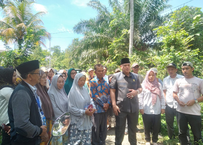 Reses Herwin Suberhani, Warga Desa Terulung Keluhkan Jalan Rusak