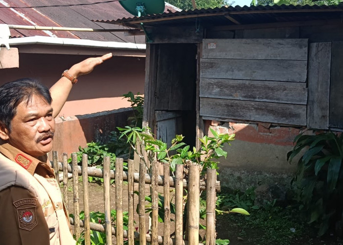 Tinggal di Gubuk 2x3,5 Meter, Warga Kelurahan Pensiunan Kelahiang Belum Terima PKH dan BPNT