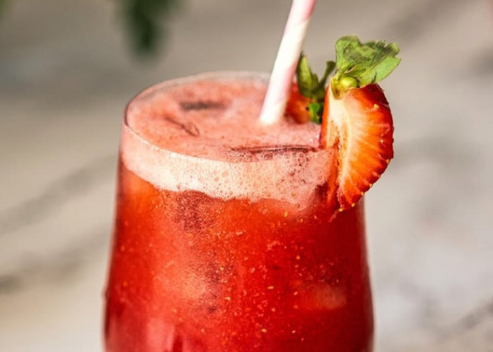 Cocok untuk Sehari-hari, Daftar Minuman Segar Buah Strawberry, Kamu Perlu Coba