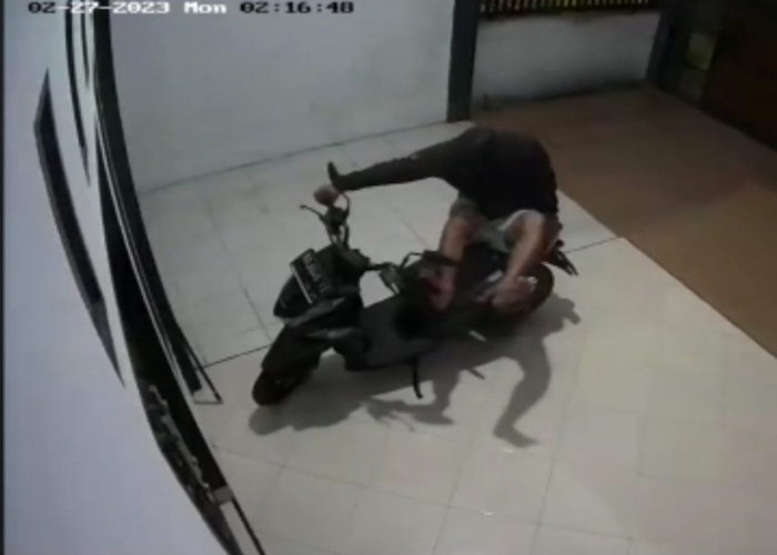 Lagi, Aksi Pencurian Sepeda Motor Terekam CCTV