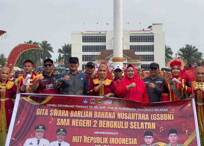 Semarak HUT RI ke-81, 16 Tim Drumband Meriahkan Lapangan Sekundang Bengkulu Selatan