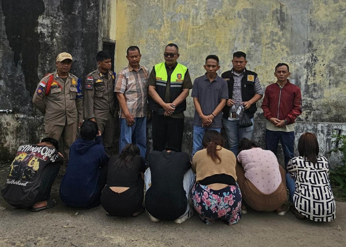 Dengar Keributan Dini Hari, 2 Pria dan 5 Wanita Digrebek Warga Dalam 1 Kamar Kos Kandang Mas Bengkulu