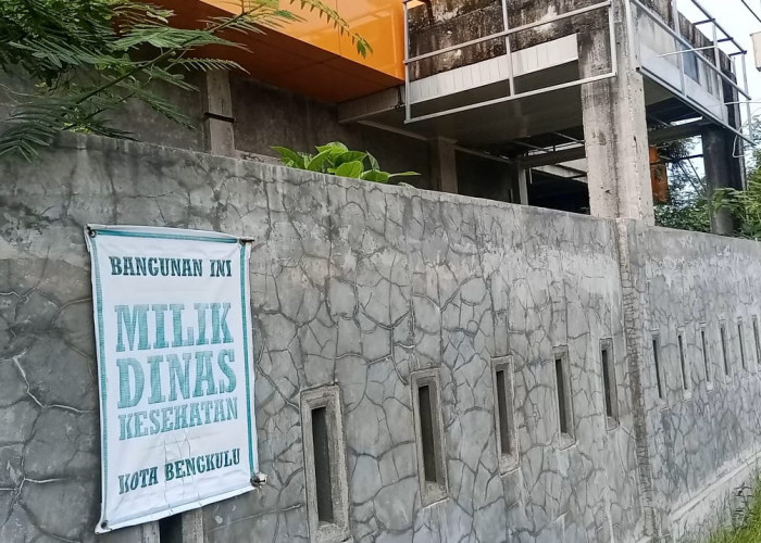 Pembangunan Puskesmas di Tengah Padang Terbengkalai 3 Tahun, Ditumbuhi Rumput Liar