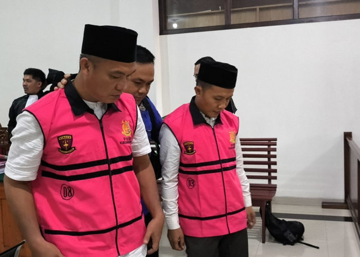 Tersandung Korupsi Dana Desa, Kaur Keuangan dan Kades Gunung Kaya Disidang