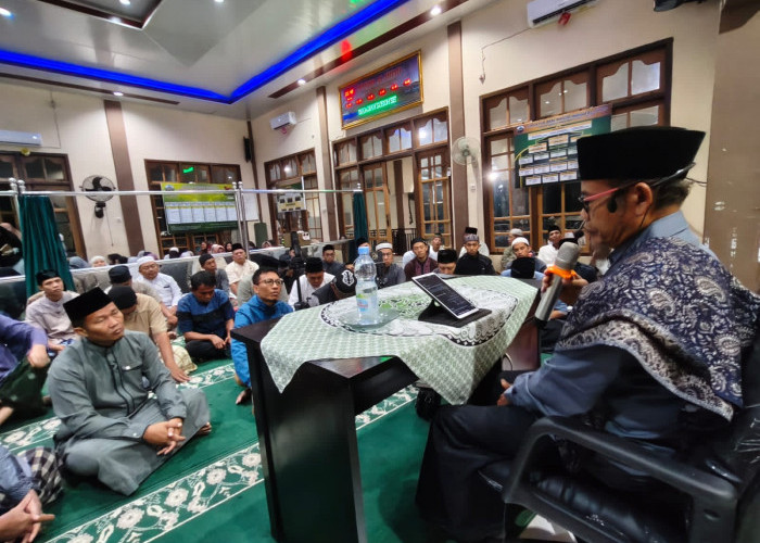 DPRD hingga Ketua Perti Bengkulu Hadiri Kajian KH M Syamlan, Bukti Menuntut Ilmu Tak Mengenal Jabatan