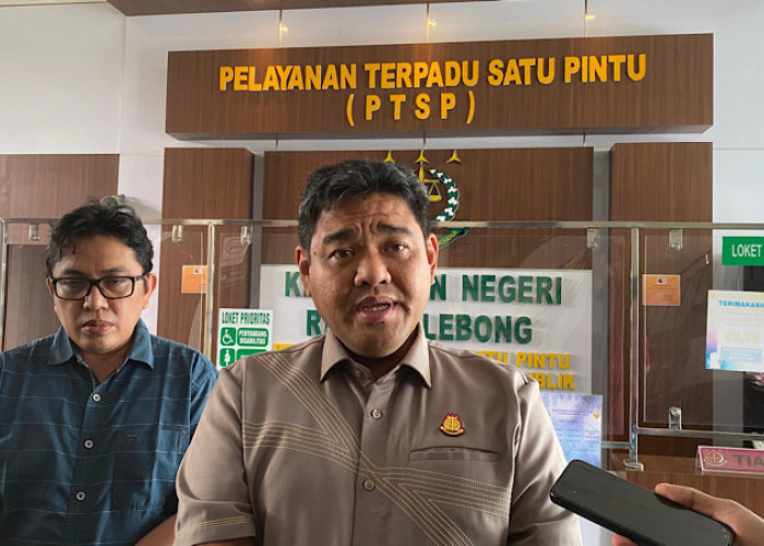 Diperiksa Kejari, Eks Bupati Rejang Lebong Terseret Kasus Dugaan Korupsi