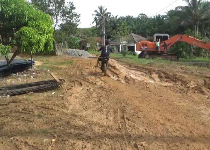 Bantuan Kementerian PUPR Untuk Pembangunan Air Bersih di Kaur Mulai Jalan