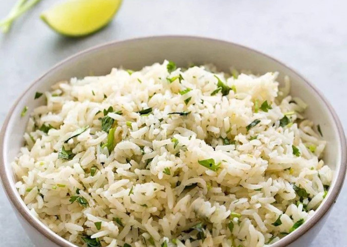 Cocok Jadi Menu Rumahan, Cara Membuat Nasi Daun Jeruk yang Harum dan Gurih