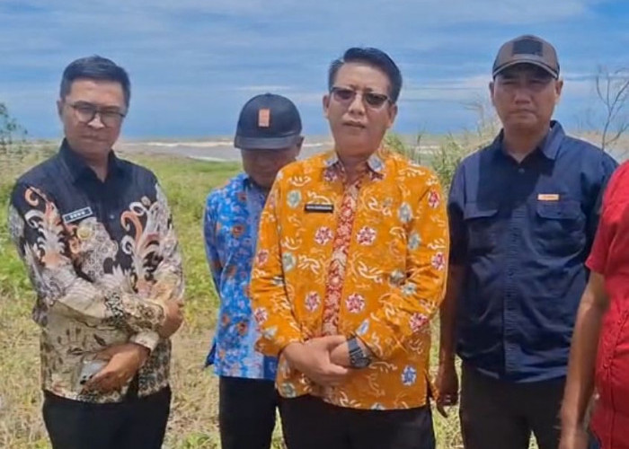Amankan Jalur Logistik Laut, Pemkab Bengkulu Selatan Kucurkan Rp1,4 Miliar Bangun Pemecah Gelombang