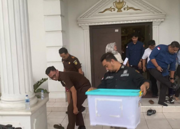 Sita 20 Dokumen dari Rumah Bando Amin, Kejari Kepahiang Isyaratkan Geledah Lokasi Lain