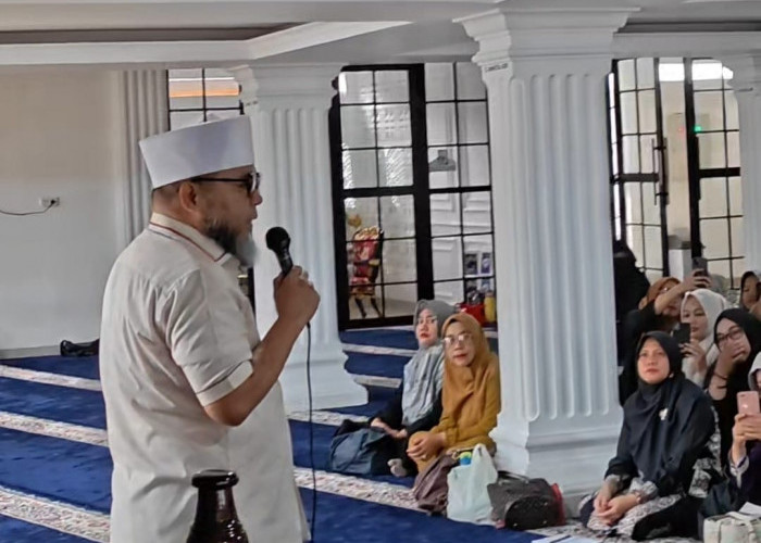 Gubernur Helmi Hasan: Hidupkan Agama di Rumah, Kunci Bahagia Dunia dan Akhirat