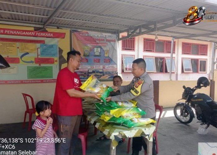 HUT Polri ke-80, Warga Selebar Serbu Gerakan Pangan Murah Polsek Selebar