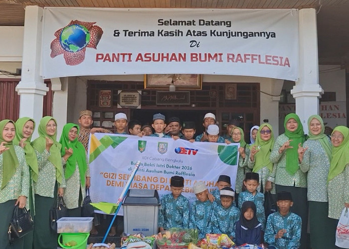Peringati Bulan Bakti 2026, IIDI Bengkulu Berbagi untuk Santri dan Panti Asuhan