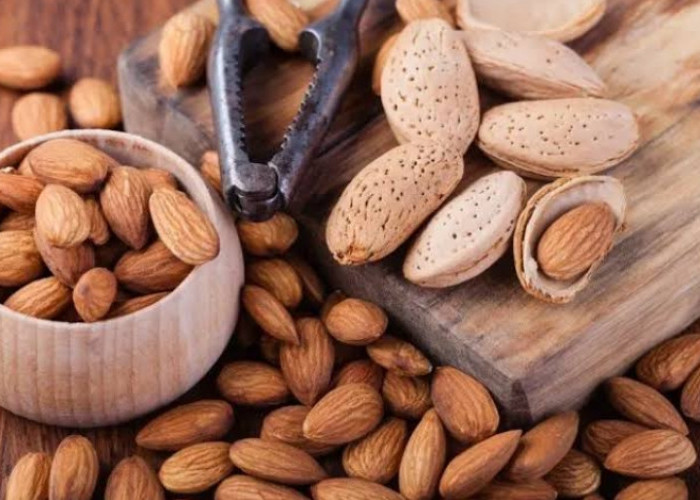 Porsi Banyak Bikin Gangguan Kesehatan, Inilah Efek Samping Kacang Almond