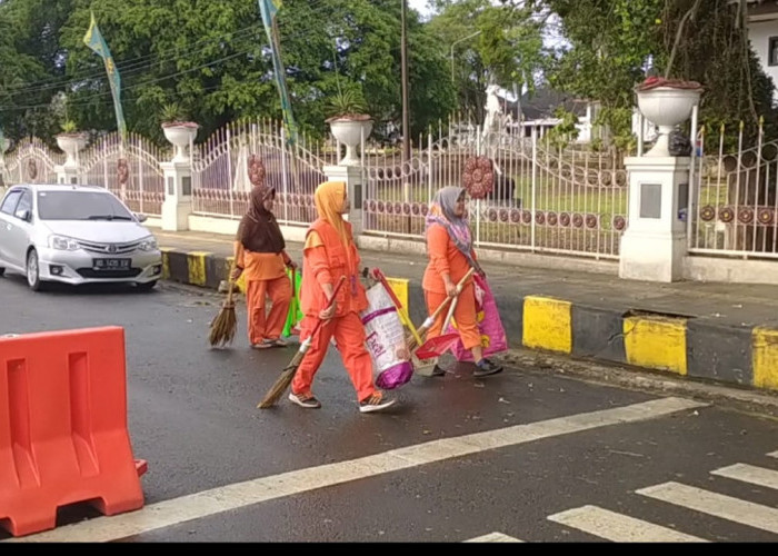 DLH Kota Bengkulu Turunkan 50 Personel Penanganan Sampah Selama Festival Tabut