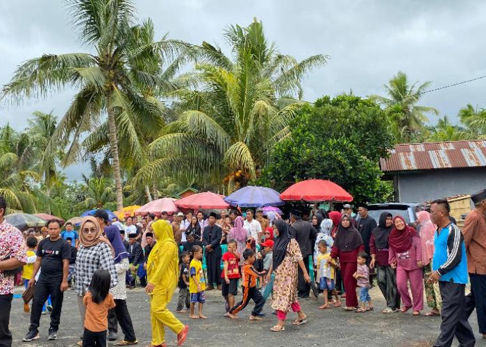 Sempat Diguyur Hujan, Festival Pencak Serawai II Kabupaten Seluma 2023 Berlangsung Meriah