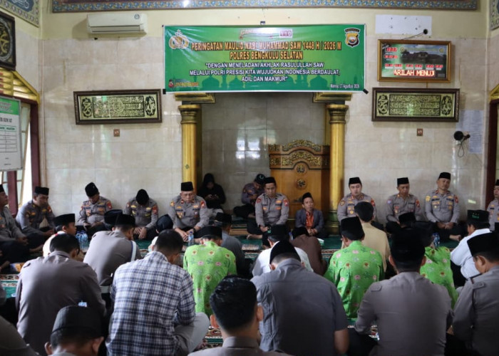 Maulid Nabi di Polres Bengkulu Selatan, Kapolres Santuni Anak Yatim