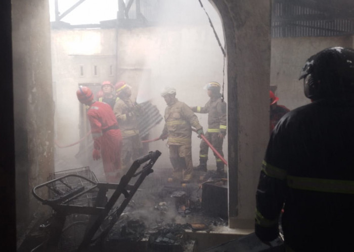 Rumah di Sumur Dewa Ludes Terbakar, Diduga Dipicu Cekcok Pasutri