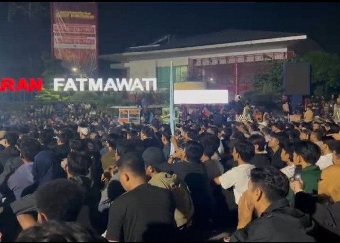 Simpang Lima Fatmawati Dipadati Ribuan Penonton, Nobar Final Piala Dunia 2026 Berlangsung Semarak