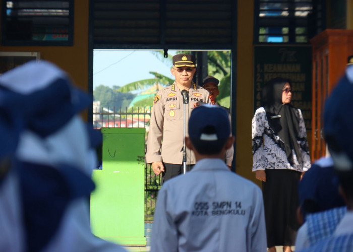 Police Goes To School, Polda Bengkulu Tanamkan Disiplin di SMP se-Kota
