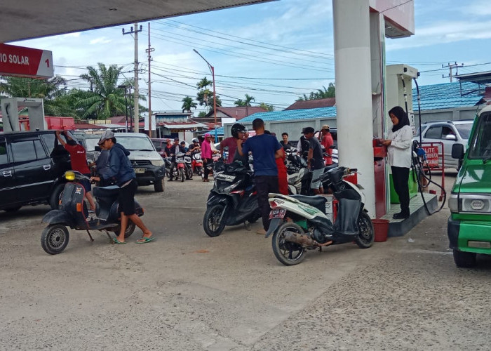 H-4 Lebaran, Aktivitas di SPBU Tais Masih Anteng Belum Diserbu Pemudik