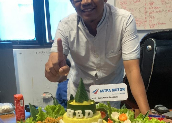 General Manager BETV, Terima Kejutan Ulang Tahun dari Astra Motor Bengkulu 