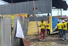 Memanas! Kader Golkar Bongkar Paksa Pagar Penyegelan Kantor DPD Kota Bengkulu