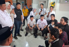 Tiba di Bandara Fatmawati, 4 Korban TPPO Kamboja Asal Bengkulu Sujud Syukur