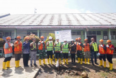 Ditandai Peletakan Batu Pertama di SMPN 5, Revitalisasi 29 Sekolah di Seluma Resmi Dimulai