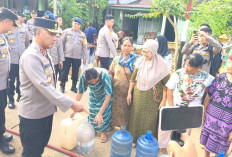 Solusi Cepat Krisis Air Lebong, Kapolda Bengkulu Operasikan Teknologi Water Treatment di Lokasi Banjir