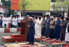 Gelar Salat Iduladha di Jalan Suprapto, PCM Muhammadiyah Bengkulu 4 Salurkan 100 Ekor Hewan Kurban