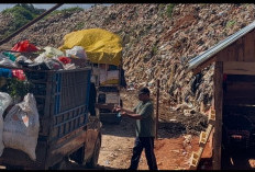 Kejar Target Rp1,75 Miliar, DLH Kota Bengkulu Tarik Karcis Retribusi Sampah di TPA Air Sebakul